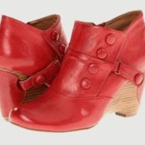Miz Mooz Silas Red Booties Size 8
